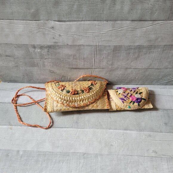 Handwoven Raffia Crossbody Bag & Clutch Set With Floral Design - Picture 1 of 12